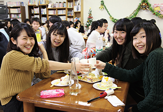 学生ホール